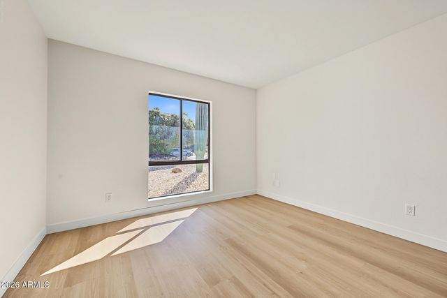 2324 E CORTEZ Street, Phoenix, AZ 85028