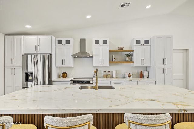 2324 E CORTEZ Street, Phoenix, AZ 85028
