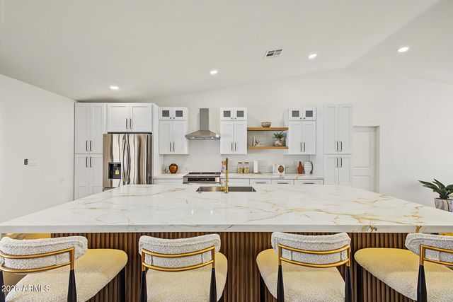 2324 E CORTEZ Street, Phoenix, AZ 85028