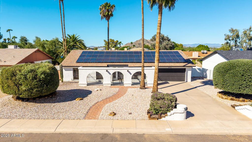 2324 E CORTEZ Street, Phoenix, AZ 85028 — photo 2