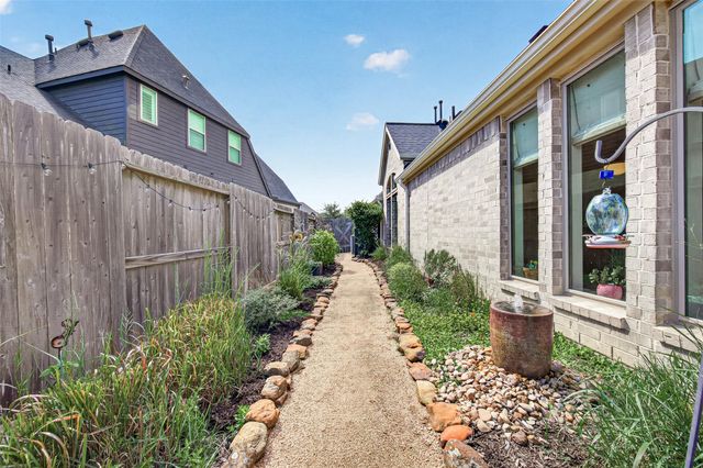 29110 Sage Trace Court, Fulshear, TX 77441