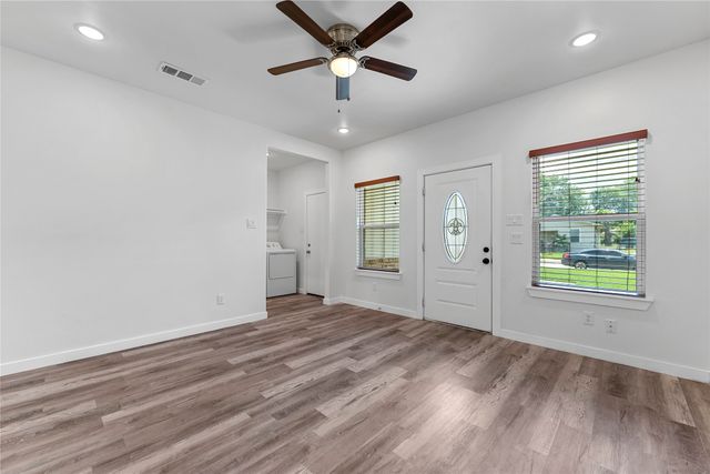 3331 Spring Avenue, Dallas, TX 75215