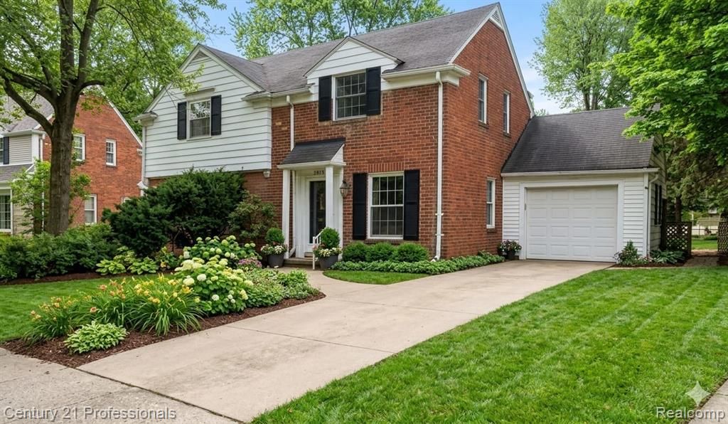 3813 Brewster Street, Dearborn, MI 48120