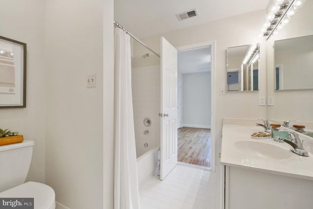 7009 CASHELL MANOR CT, Rockville, MD 20855