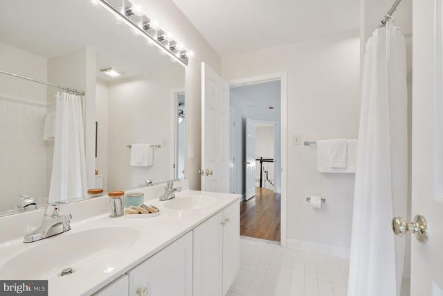 7009 CASHELL MANOR CT, Rockville, MD 20855