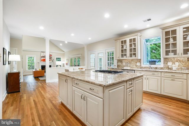 7009 CASHELL MANOR CT, Rockville, MD 20855
