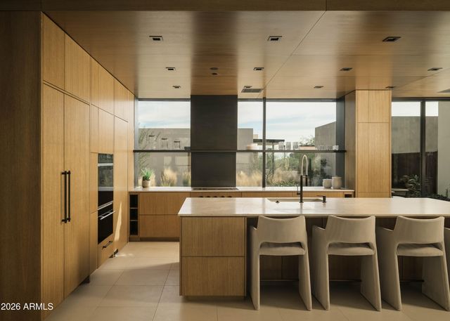 5287 N INVERGORDON Road, Paradise Valley, AZ 85253