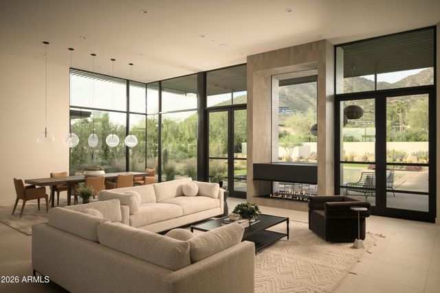 5287 N INVERGORDON Road, Paradise Valley, AZ 85253