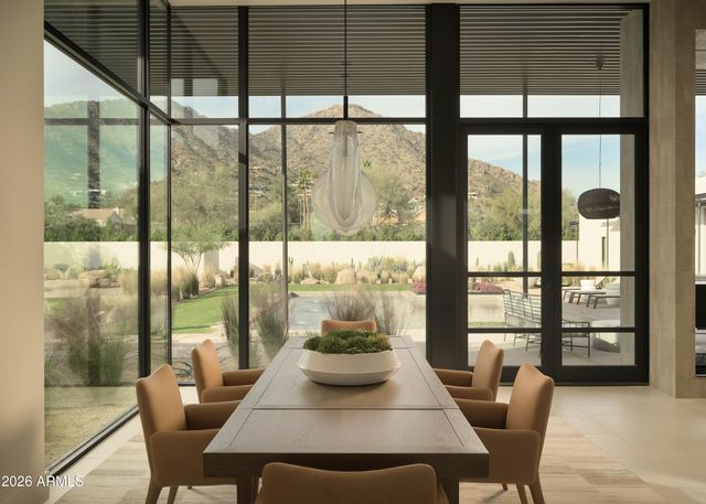 5287 N INVERGORDON Road, Paradise Valley, AZ 85253