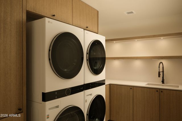 5287 N INVERGORDON Road, Paradise Valley, AZ 85253