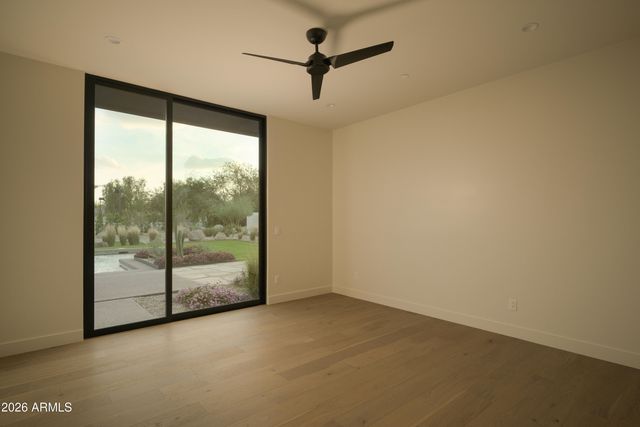 5287 N INVERGORDON Road, Paradise Valley, AZ 85253