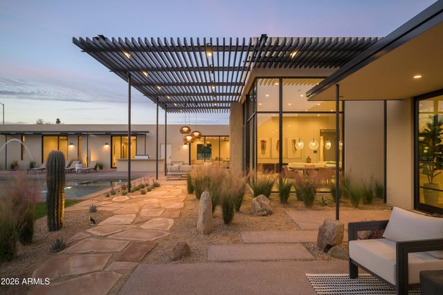 5287 N INVERGORDON Road, Paradise Valley, AZ 85253