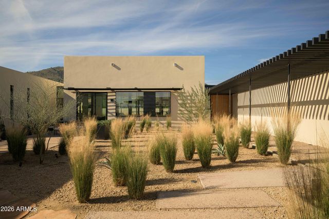 5287 N INVERGORDON Road, Paradise Valley, AZ 85253