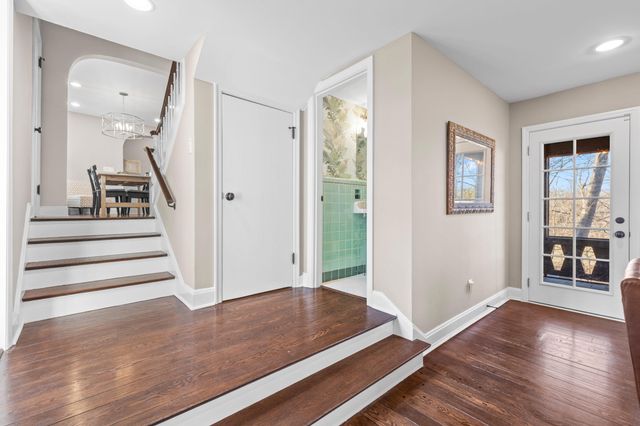 1054 Emerson Road, Park Hills, KY 41011