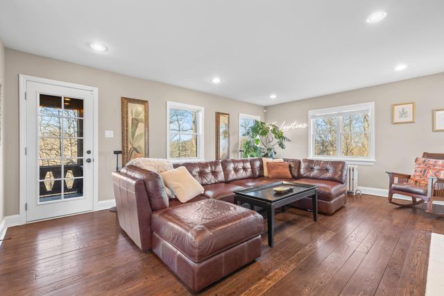 1054 Emerson Road, Park Hills, KY 41011