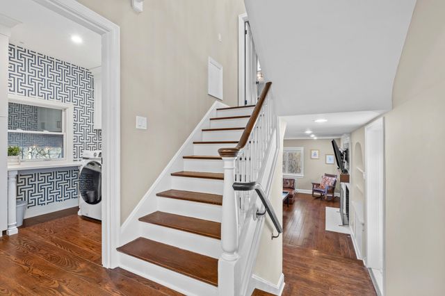 1054 Emerson Road, Park Hills, KY 41011