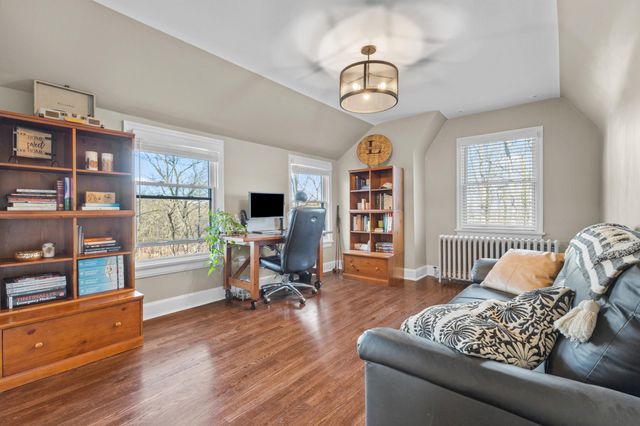 1054 Emerson Road, Park Hills, KY 41011