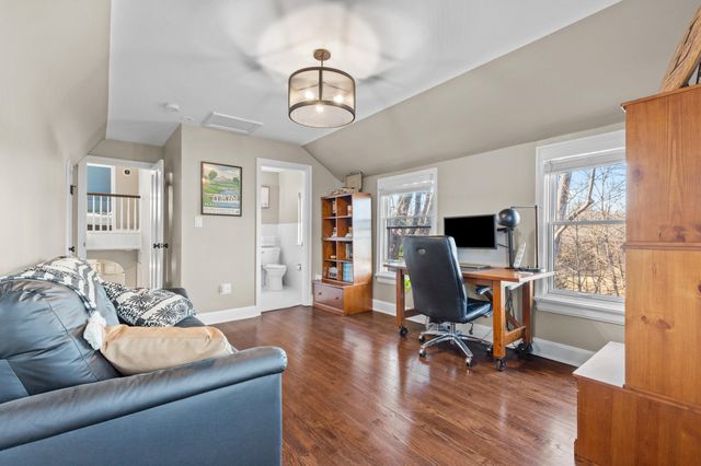 1054 Emerson Road, Park Hills, KY 41011