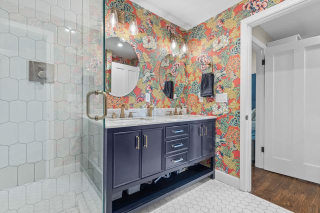 1054 Emerson Road, Park Hills, KY 41011