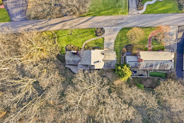 1054 Emerson Road, Park Hills, KY 41011