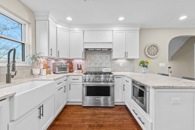 1054 Emerson Road, Park Hills, KY 41011