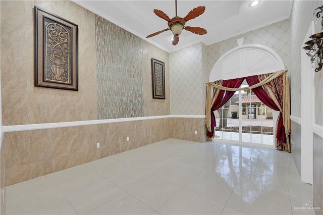 2301 Tanglewood Lane, Weslaco, TX 78596