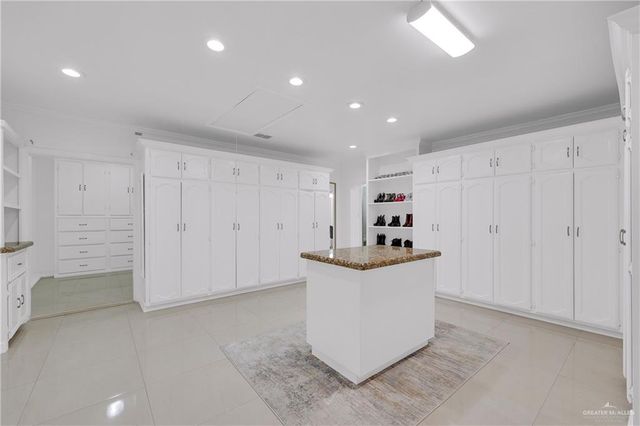 2301 Tanglewood Lane, Weslaco, TX 78596