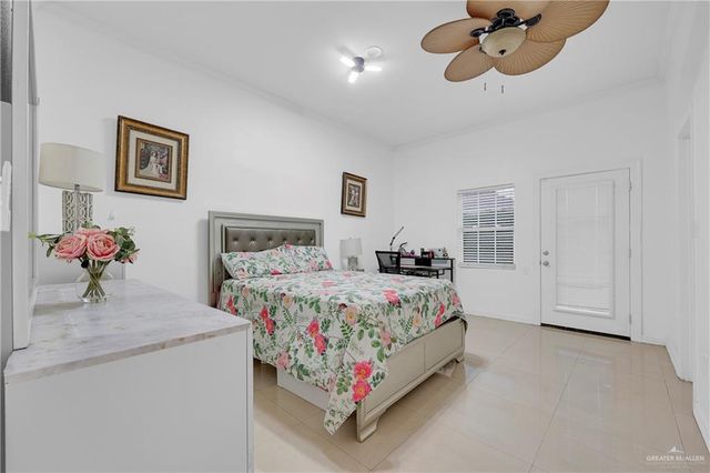 2301 Tanglewood Lane, Weslaco, TX 78596