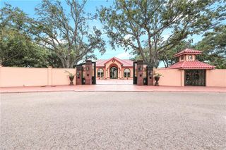 2301 Tanglewood Lane, Weslaco, TX 78596