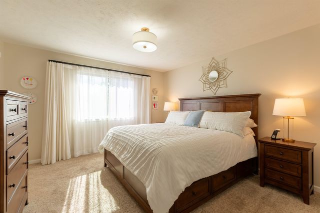 504 E Parker Dr, Colbert, WA 99005