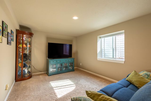 504 E Parker Dr, Colbert, WA 99005