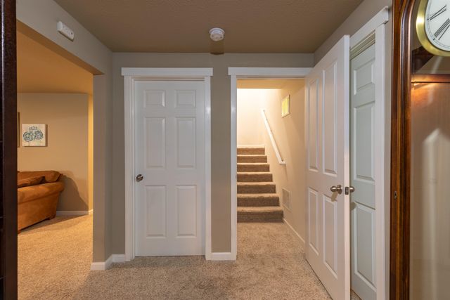 504 E Parker Dr, Colbert, WA 99005