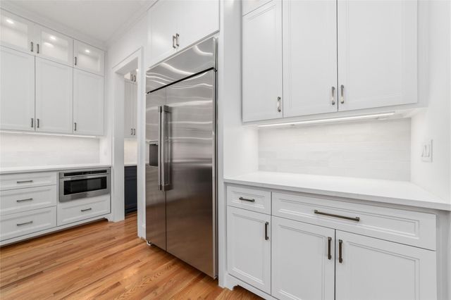 319 E 26th Street, Houston, TX 77008