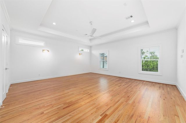 319 E 26th Street, Houston, TX 77008