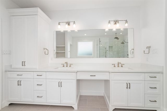 319 E 26th Street, Houston, TX 77008