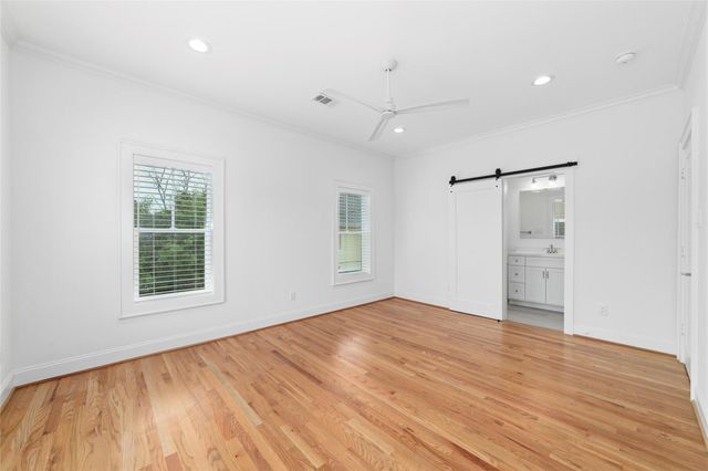 319 E 26th Street, Houston, TX 77008
