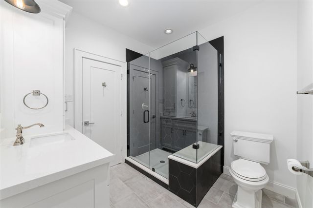 319 E 26th Street, Houston, TX 77008