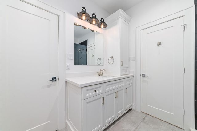 319 E 26th Street, Houston, TX 77008