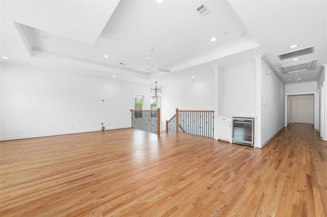 319 E 26th Street, Houston, TX 77008