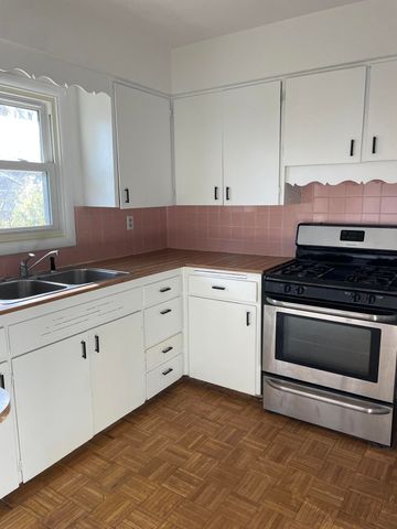 932 Wedgewood Road, St. Joseph, MI 49085