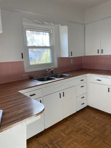 932 Wedgewood Road, St. Joseph, MI 49085