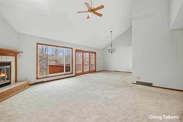 4386 Ridge Lane, Wyoming, MI 49519