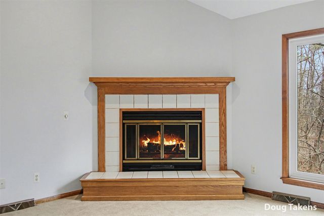 4386 Ridge Lane, Wyoming, MI 49519