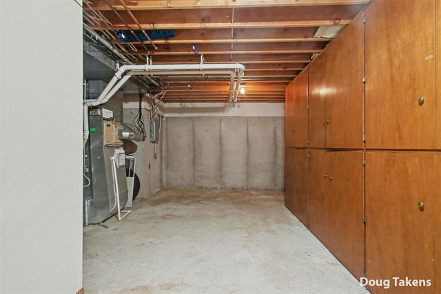 4386 Ridge Lane, Wyoming, MI 49519