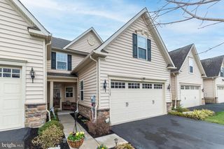 1127 ARBOUR LN, Quakertown, PA 18951