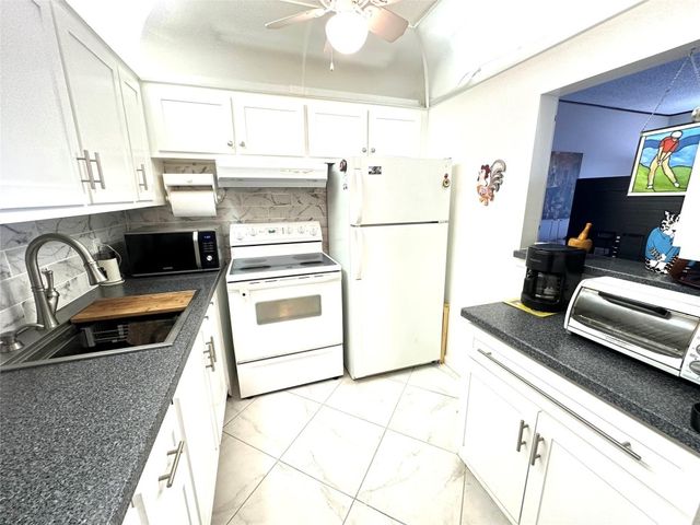 3031 Durham B 3031, Deerfield Beach, FL 33442