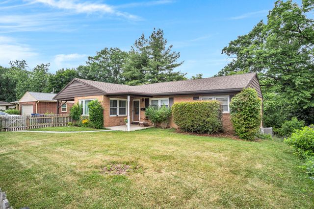617 SANDRA AVE, Harrisburg, PA 17109