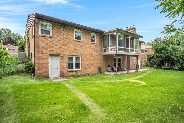 617 SANDRA AVE, Harrisburg, PA 17109