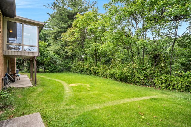 617 SANDRA AVE, Harrisburg, PA 17109
