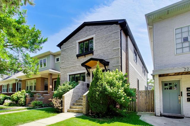 2237 W Winona Street, Chicago, IL 60625